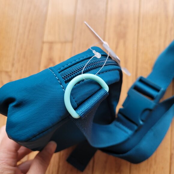 NWT Athleta Girl Always Belt Bag Coastal Teal - Picture 8 of 14